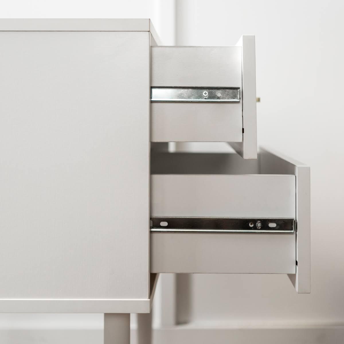 White Two-Drawer Side Table T489