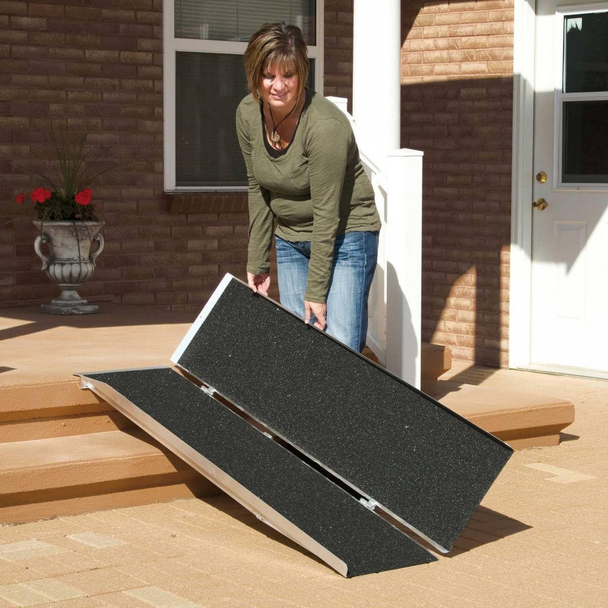 Portable Singlefold Ramp, 5 Feet x 30 Inch O3933