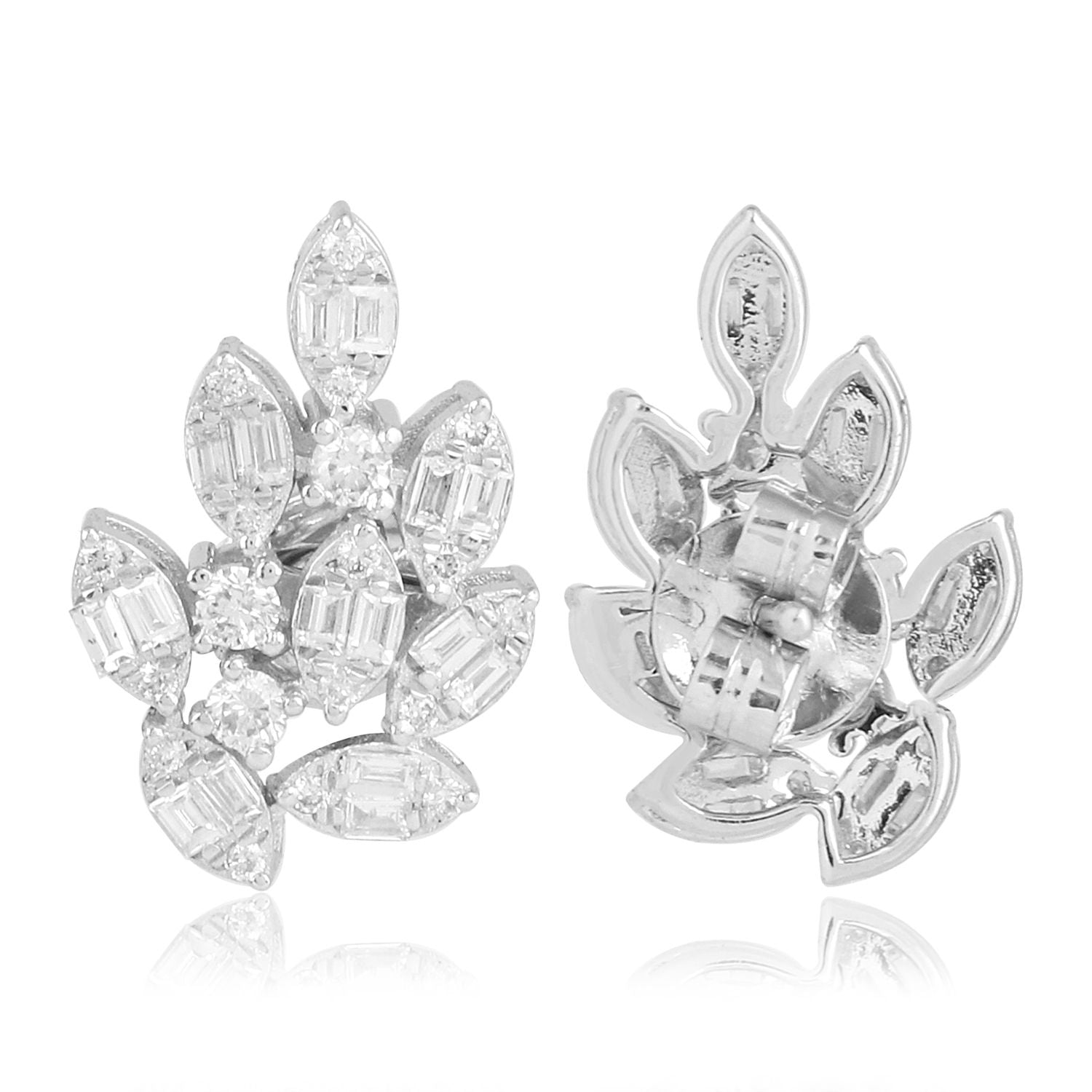 18k White Gold Diamond Stud Earrings Z512