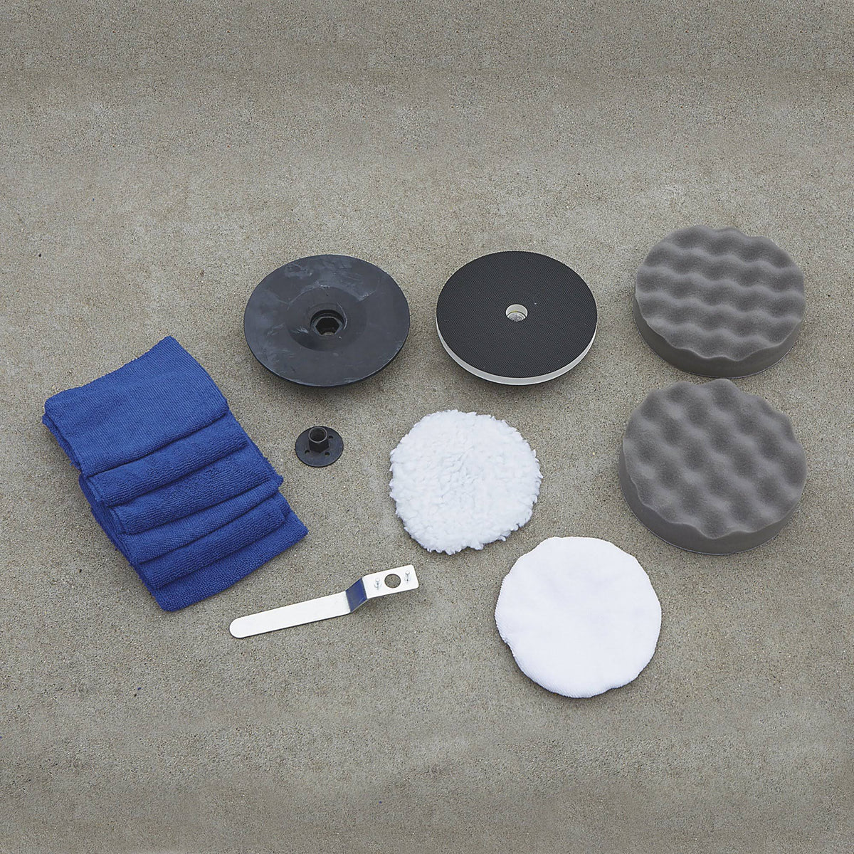 7 Inch Car Polishing Kit - 11 Amp, 600-3,000 RPM R64341