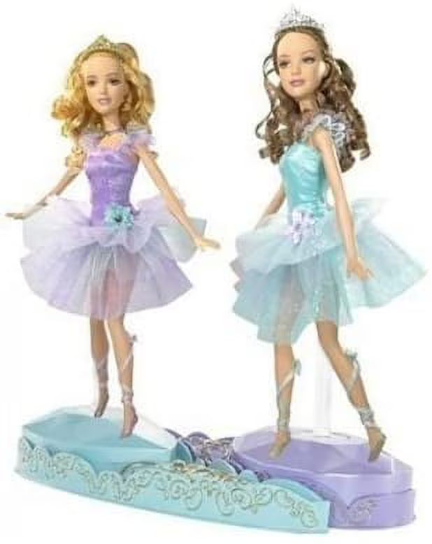 Princess Isla and Princess Hadley A413