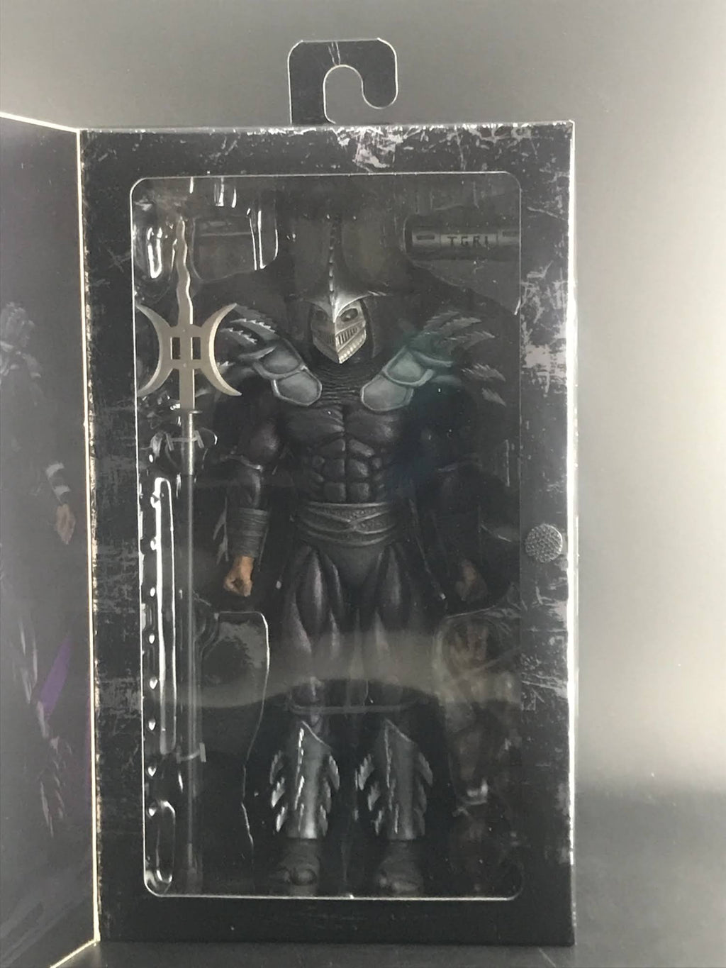 Super Shredder Action Figure J8578