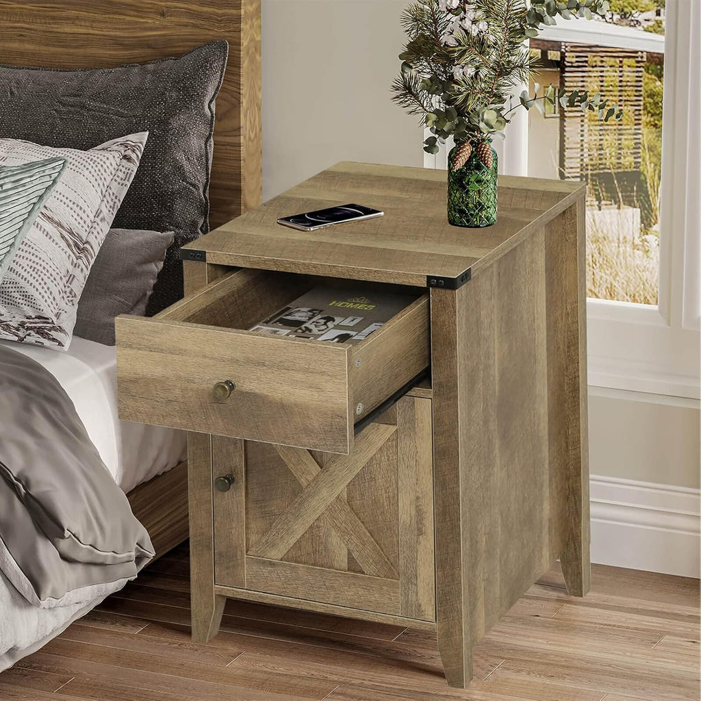 Rustic Oak End Table with Cabinet and Drawer C4238