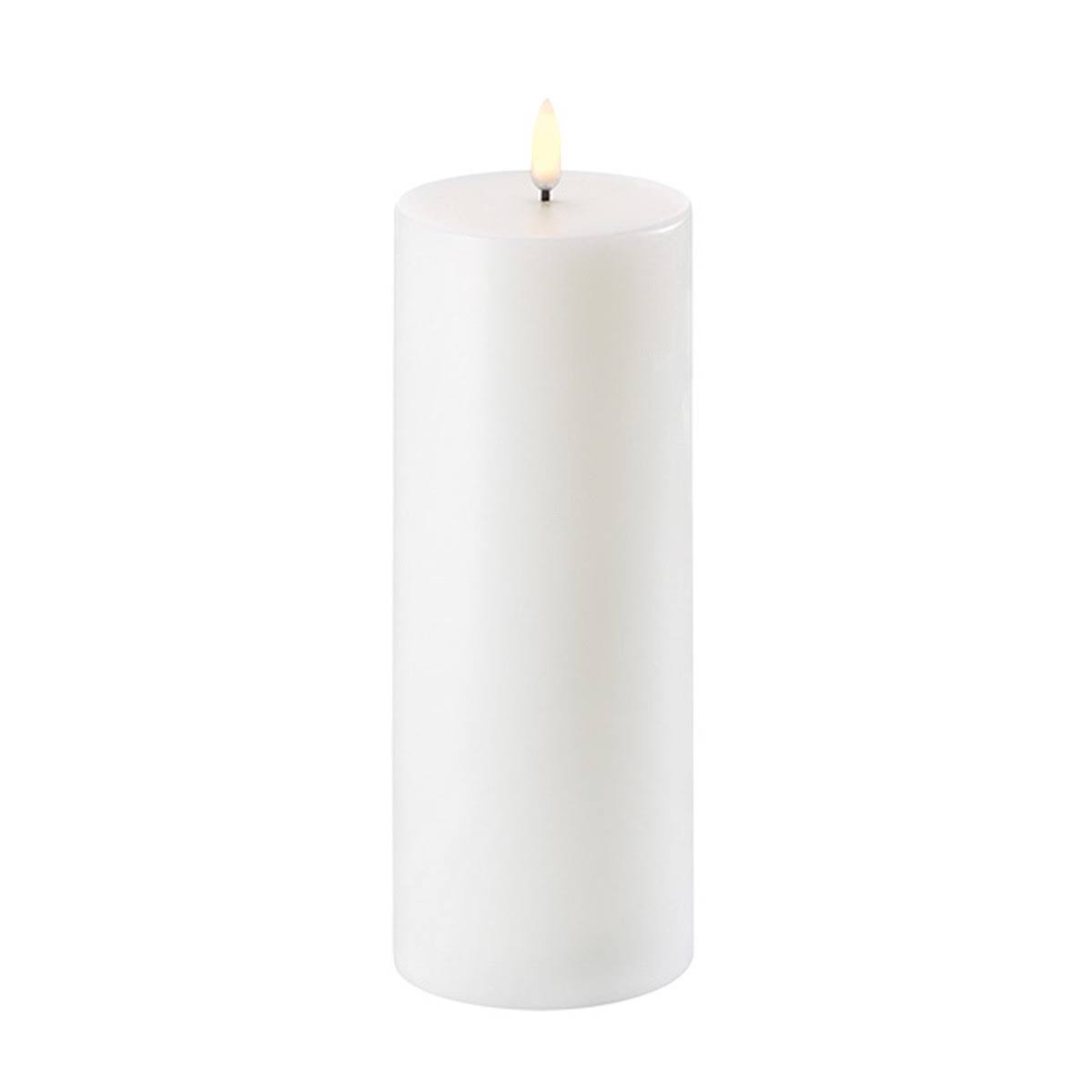 LED Pillar Candle 7.8 x 20 cm, Nordic White X417396