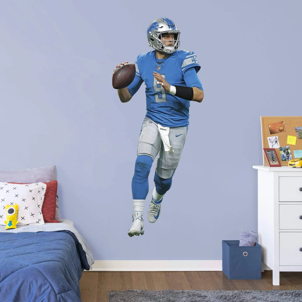 Officially Licensed NFL Removable Wall Decal Giant Athlete + 2 Wall Decals Z13909