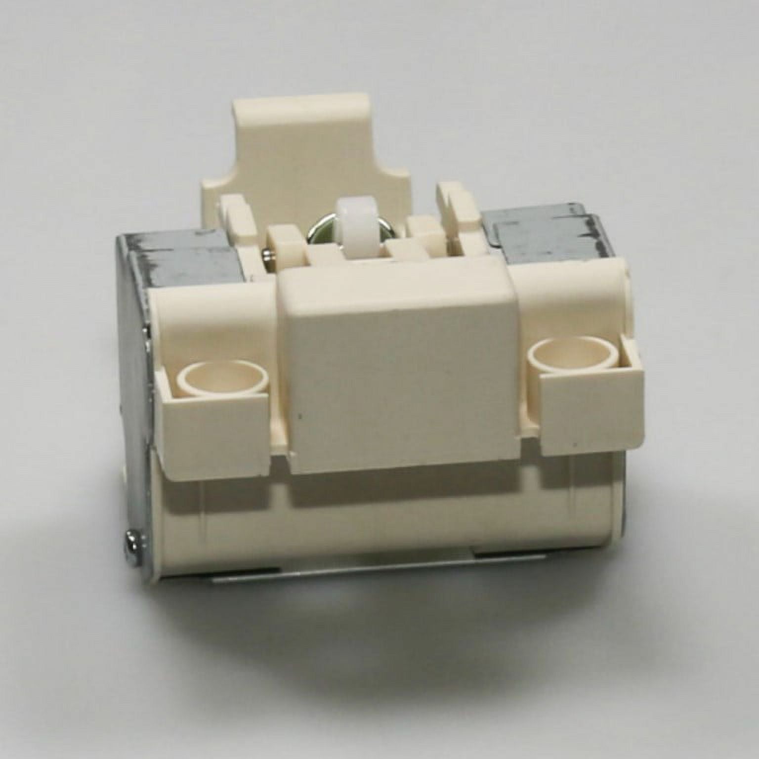 Door Latch B869019